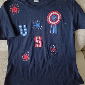 Jerzees home made patriotic USA with stars and blue ribbon, size XL
